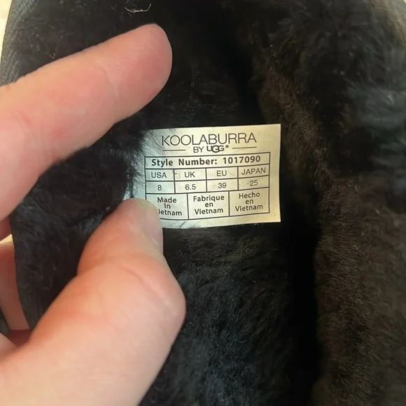 Kookaburra by UGG Black Short Women’s Boots - Picture 5 of 8